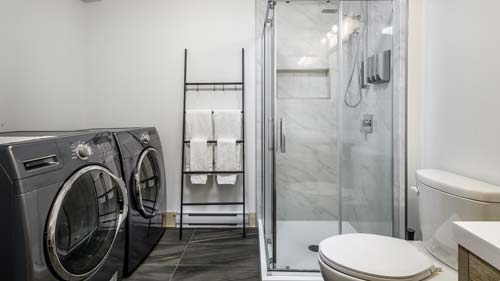 blue pine holiday stay cleaning airBNB laundry